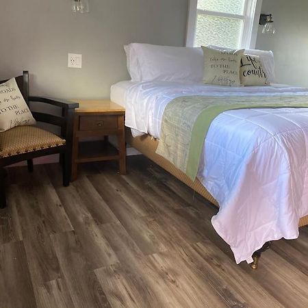 Murphys Law Inn 7 Leeds Екстериор снимка